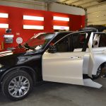 Celopolep 3D autofolií – bílá perleť na BMW X5