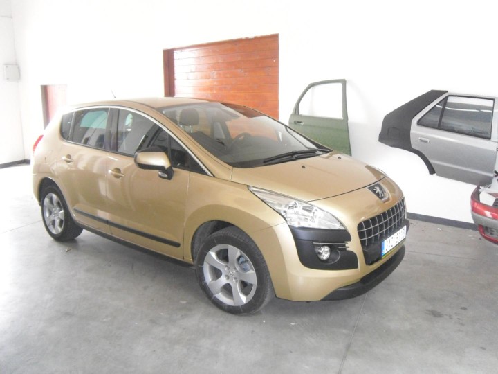 3D autofolie zlatá metalíza