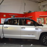 Částečný celopolep bílou perleťovou 3D autofolií na TOYOTA Tundra