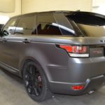 Celopolep Range Rover šedivá matná metalická autofólie